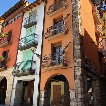 Apartamento Vacacional El Pont de Suert Exteriör bild