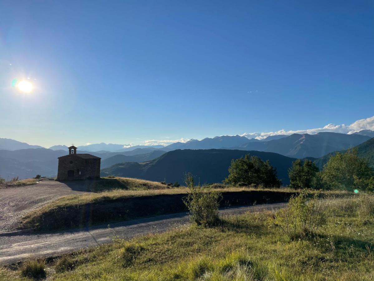 Apartamento Vacacional El Pont de Suert Exteriör bild