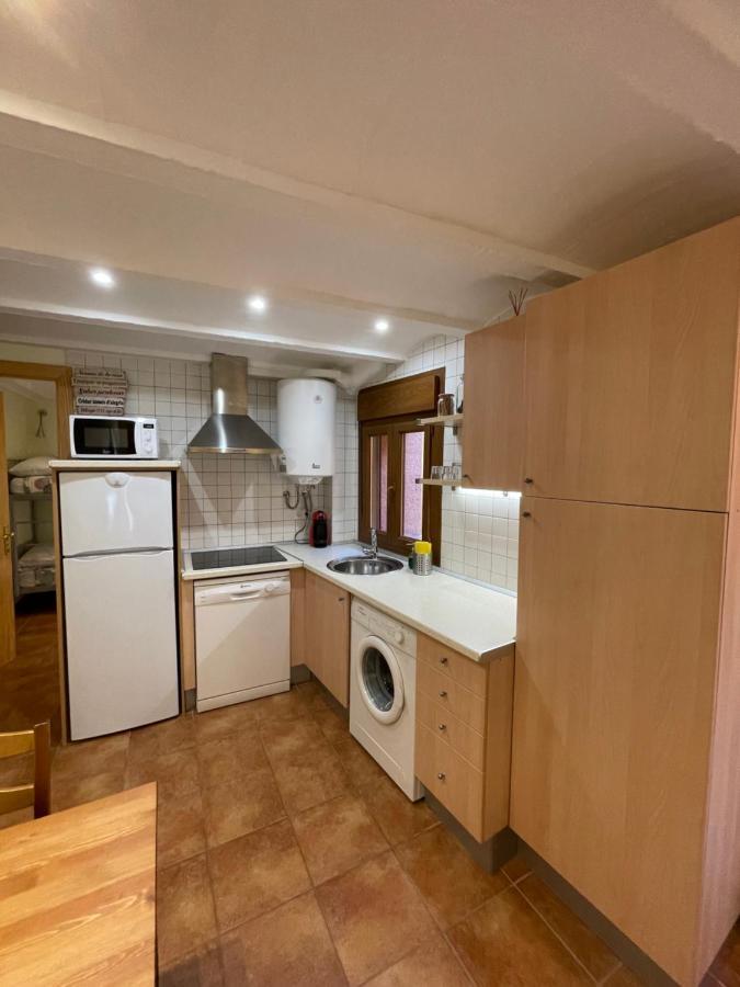 Apartamento Vacacional El Pont de Suert Exteriör bild