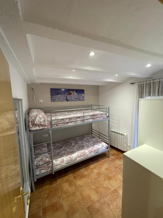 Apartamento Vacacional El Pont de Suert Exteriör bild