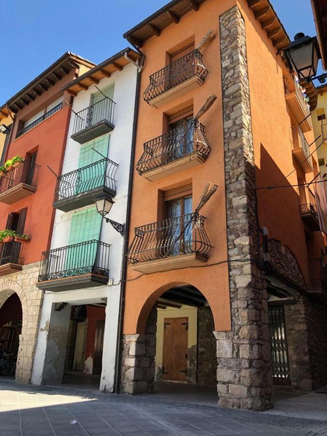 Apartamento Vacacional El Pont de Suert Exteriör bild