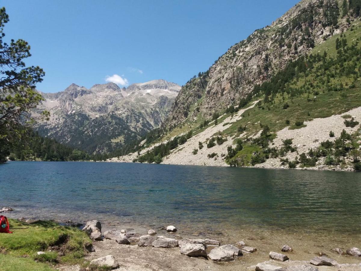 Apartamento Vacacional El Pont de Suert Exteriör bild